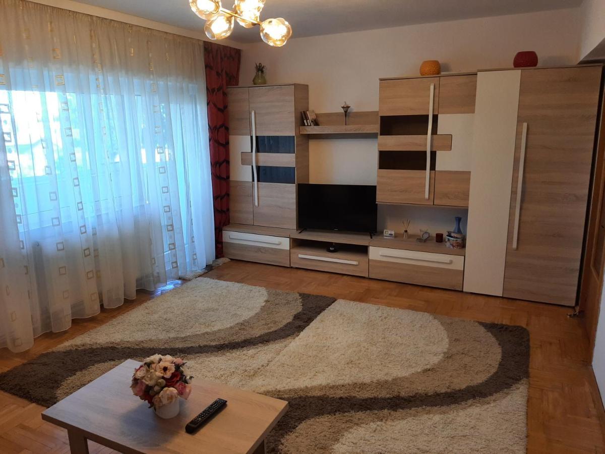 Ultracentral,Parcul Catedralei,Apartament 2 Camere บาเคา ภายนอก รูปภาพ